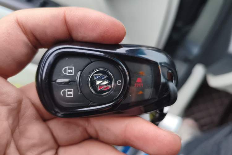 Used Buick GL8 2020 Land Cruiser Executive Class 652T Comfort Model Vehicle Key