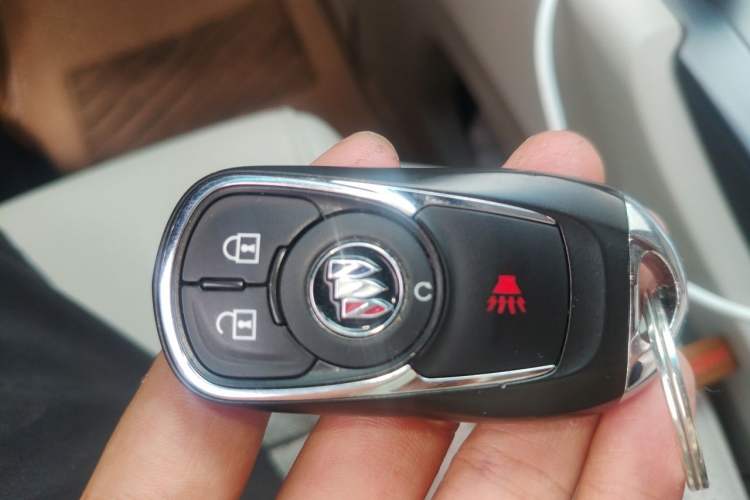 Used Buick GL8 2020 ES Land Cruiser 653T Comfort Edition Vehicle Key