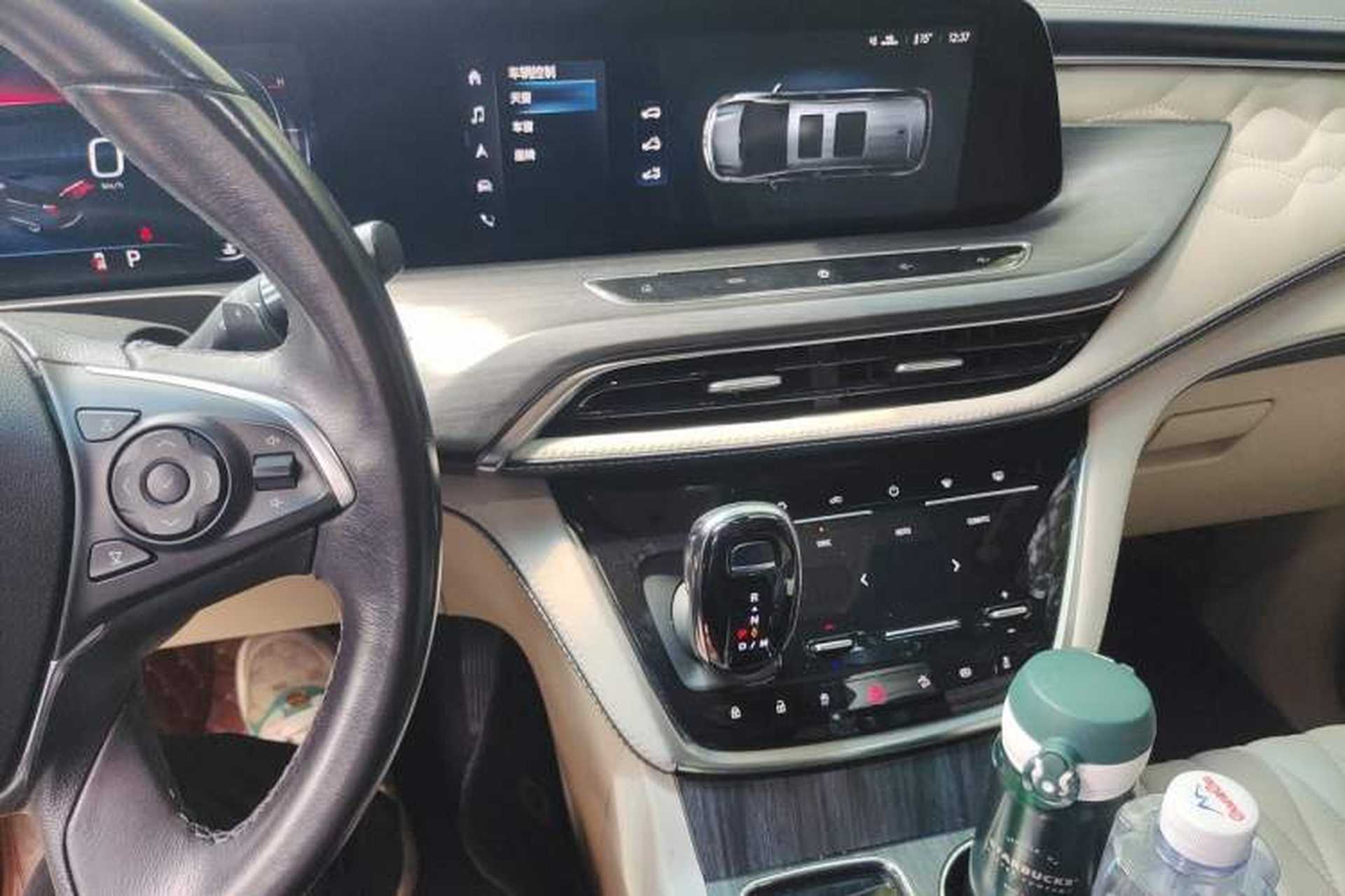 Used Buick GL8 2020 ES Land Cruiser 653T Luxury Edition Audio And AC Panel