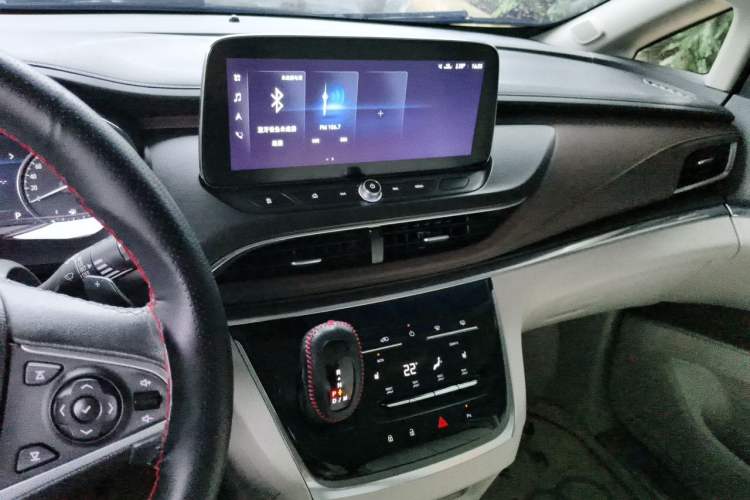 Used Buick GL8 2020 Land Business Class 652T Luxury Model Audio And AC Panel