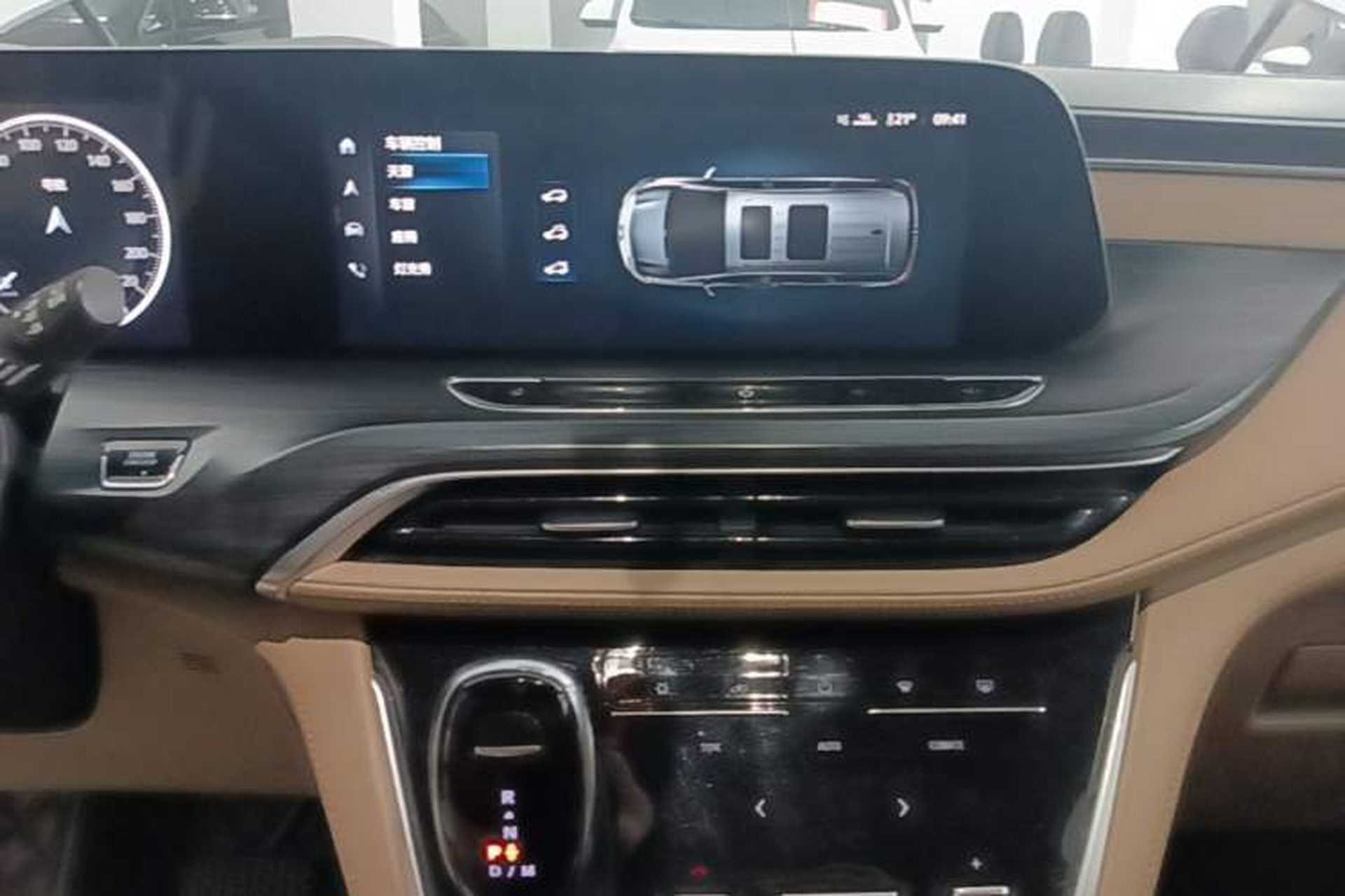 Used Buick GL8 2020 ES Land Cruiser 653T Luxury Edition Audio And AC Panel