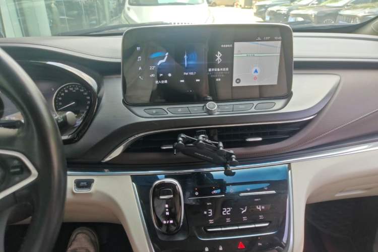 Used Buick GL8 2020 Land Business Class 652T Luxury Model Audio And AC Panel