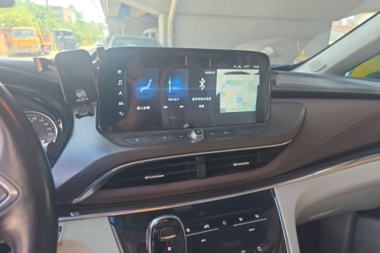 Used Buick GL8 2020 Land Business Class 652T Premium Model Audio And AC Panel