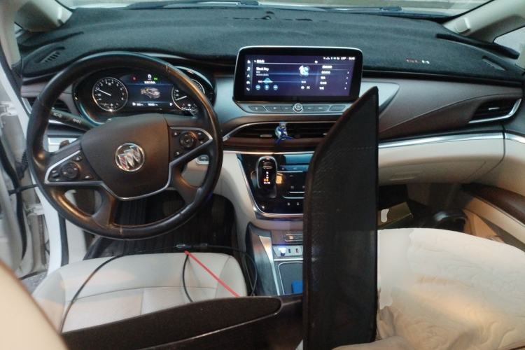Used Buick GL8 2020 Land Business Class 652T Premium Model Center Console