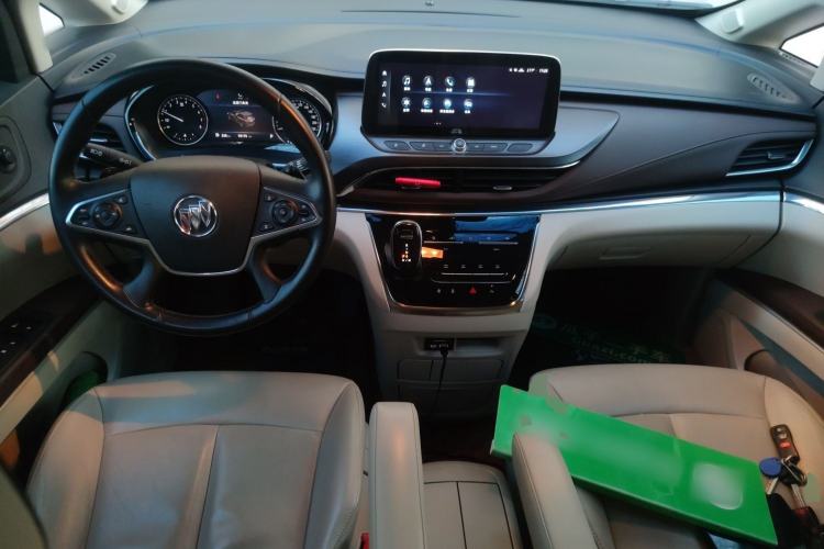 Used Buick GL8 2020 Land Business Class 652T Luxury Model Center Console