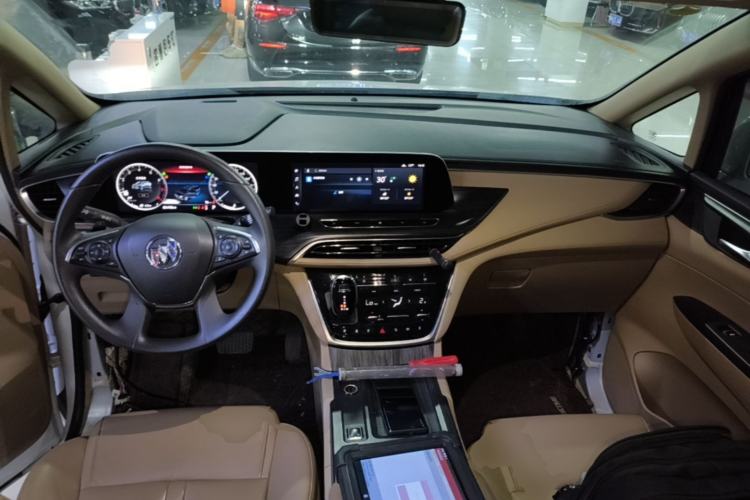Used Buick GL8 2020 ES Land Cruiser 653T Luxury Edition Center Console