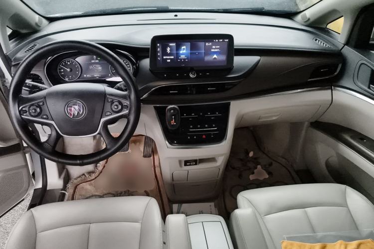 Used Buick GL8 2020 Land Business Class 652T Luxury Model Center Console