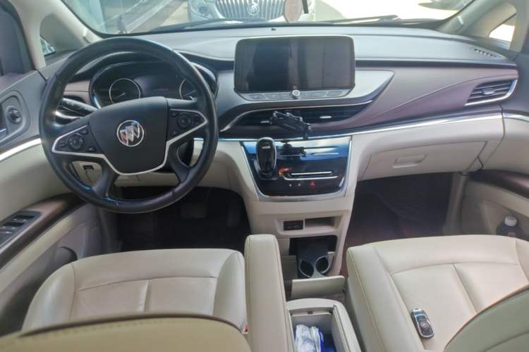 Used Buick GL8 2020 Land Business Class 652T Luxury Model Center Console