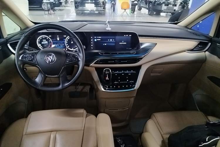 Used Buick GL8 2020 ES Land Cruiser 653T Flagship Model Center Console
