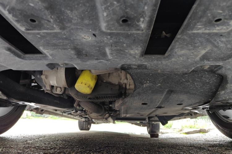 Used Buick GL8 2020 ES Land Cruiser 653T Comfort Edition Chassis Front