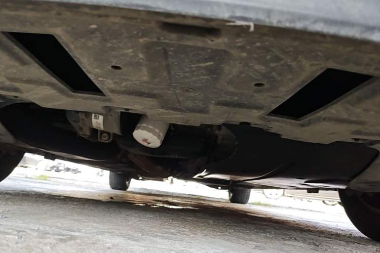 Used Buick GL8 2020 ES Land Cruiser 653T Comfort Edition Chassis Front