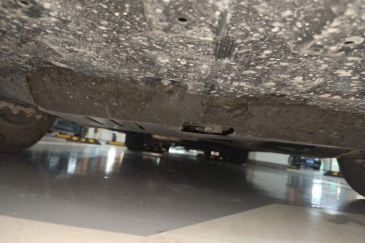 Used Buick GL8 2020 ES Land Cruiser 653T Comfort Edition Chassis Front