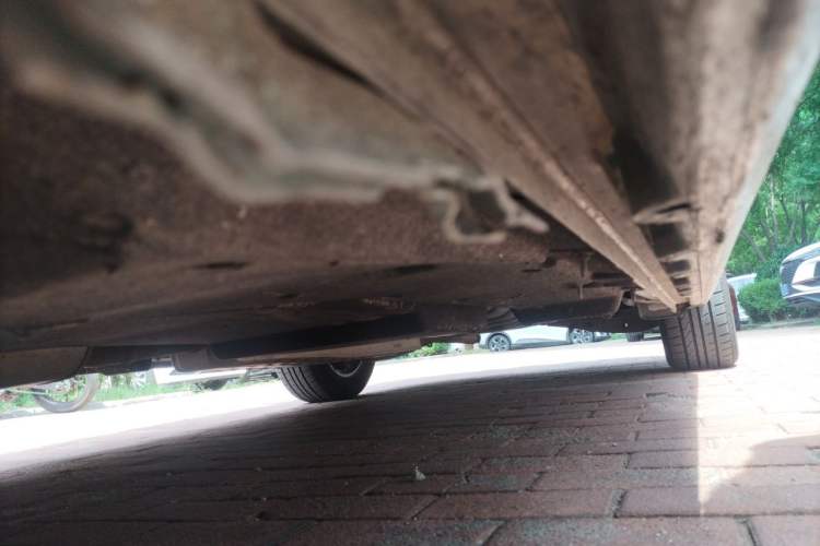 Used Buick GL8 2020 ES Land Cruiser 653T Comfort Edition Chassis Front Left