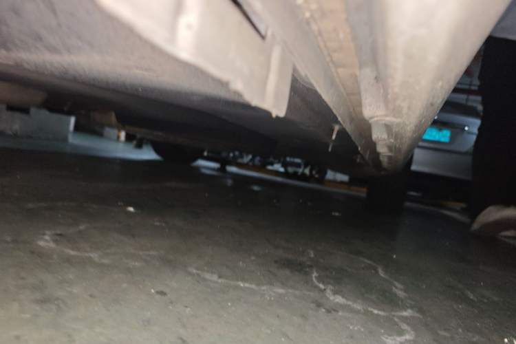Used Buick GL8 2020 ES Land Cruiser 653T Comfort Edition Chassis Front Left