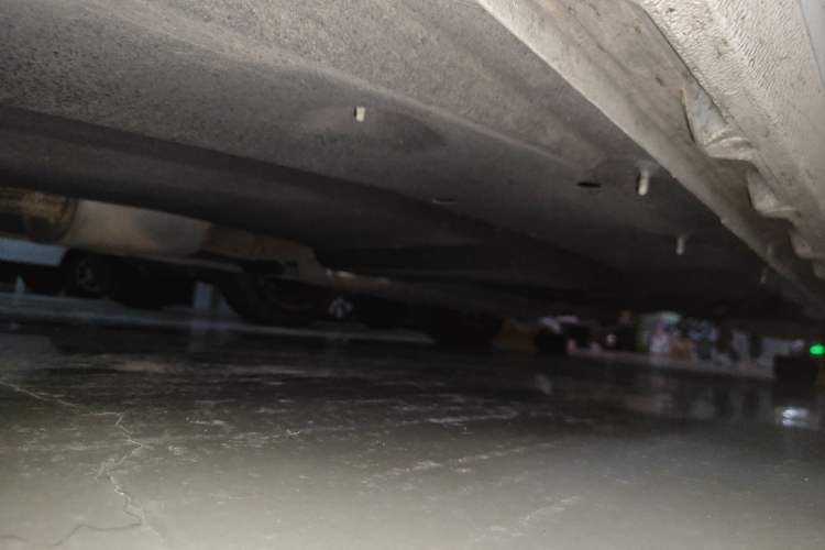 Used Buick GL8 2020 ES Land Cruiser 653T Comfort Edition Chassis Front Left