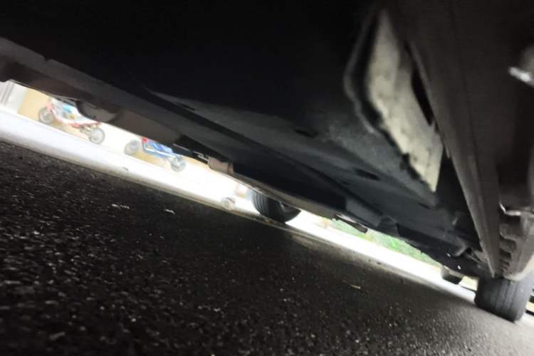 Used Buick GL8 2020 ES Land Cruiser 653T Comfort Edition Chassis Front Left