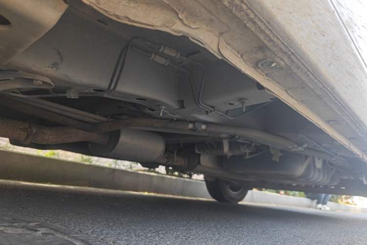 Used Buick GL8 2020 Land Cruiser Executive Class 652T Comfort Model Chassis Front Left