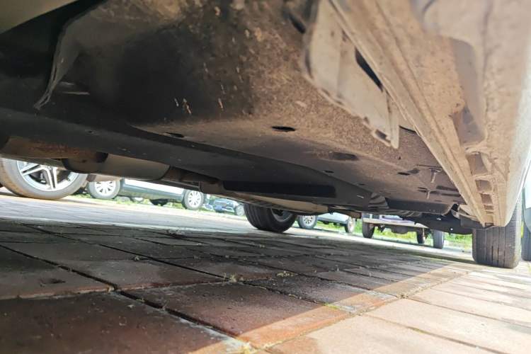 Used Buick GL8 2020 ES Land Cruiser 653T Luxury Model Chassis Front Left
