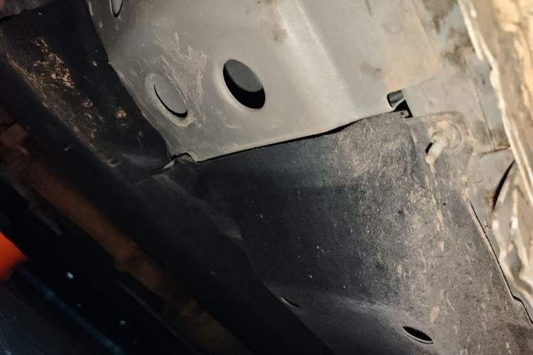 Used Buick GL8 2020 ES Land Cruiser 653T Luxury Model Chassis Front Left