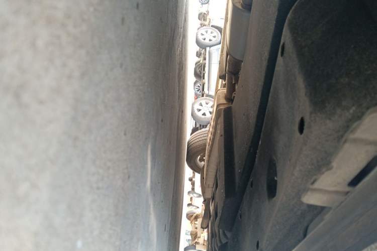 Used Buick GL8 2020 ES Land Cruiser 653T Comfort Edition Chassis Front Left