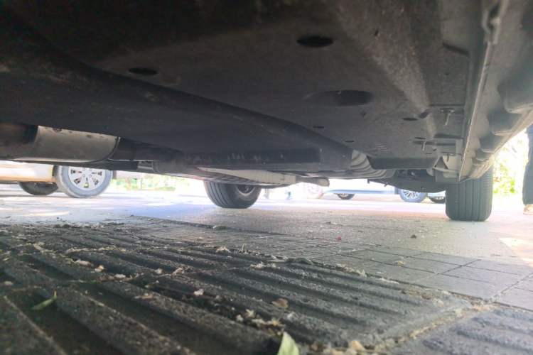 Used Buick GL8 2020 ES Land Cruiser 653T Comfort Edition Chassis Front Left
