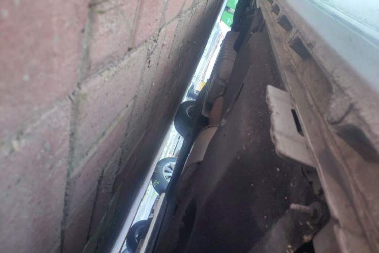 Used Buick GL8 2020 ES Land Cruiser 653T Comfort Edition Chassis Front Right