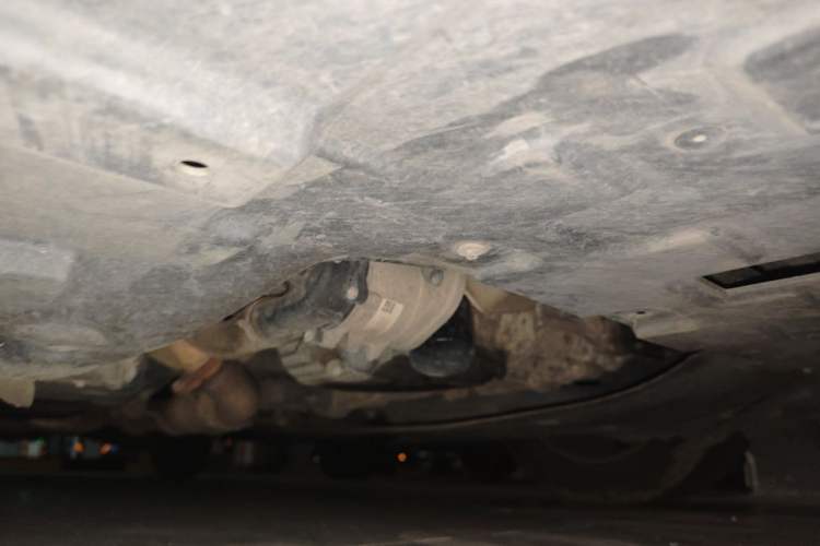Used Buick GL8 2020 ES Land Cruiser 653T Comfort Edition Chassis Front Right