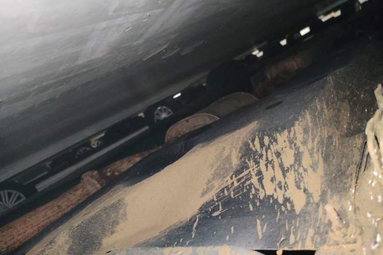 Used Buick GL8 2020 ES Land Cruiser 653T Comfort Edition Chassis Front Right
