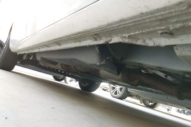 Used Buick GL8 2020 Land Cruiser Executive Class 652T Comfort Model Chassis Front Right