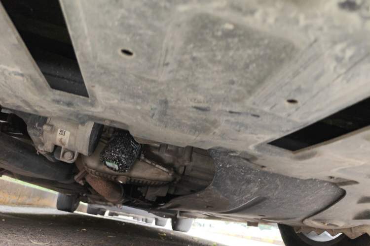 Used Buick GL8 2020 ES Land Cruiser 653T Comfort Edition Chassis Front
