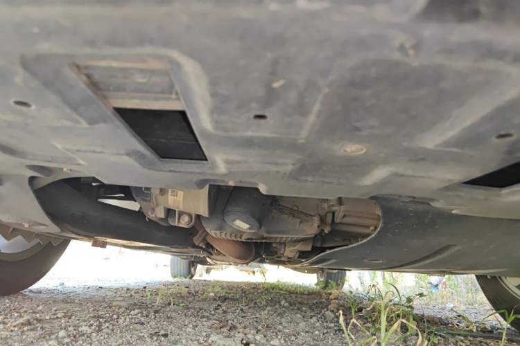 Used Buick GL8 2020 ES Land Cruiser 653T Comfort Edition Chassis Front