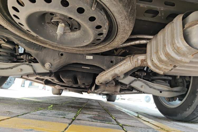 Used Buick GL8 2020 ES Land Cruiser 653T Luxury Model Chassis Rear