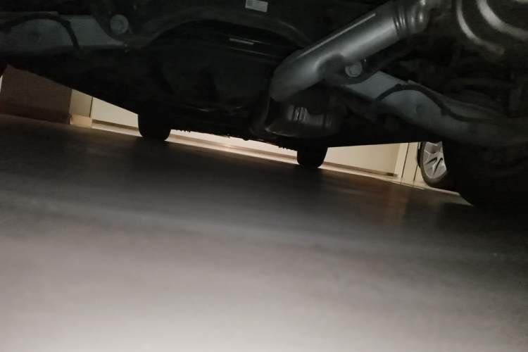 Used Buick GL8 2020 ES Land Cruiser 653T Luxury Model Chassis Rear