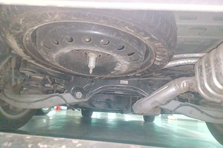 Used Buick GL8 2020 ES Land Cruiser 653T Flagship Model Chassis Rear