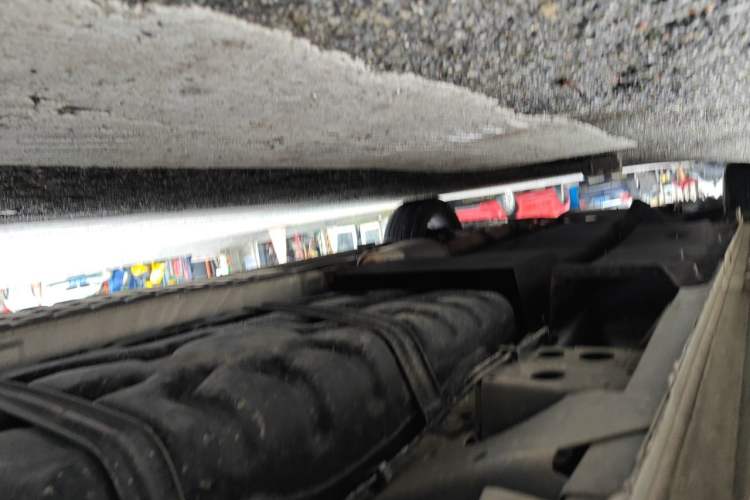Used Buick GL8 2020 ES Land Cruiser 653T Comfort Edition Chassis Rear Left