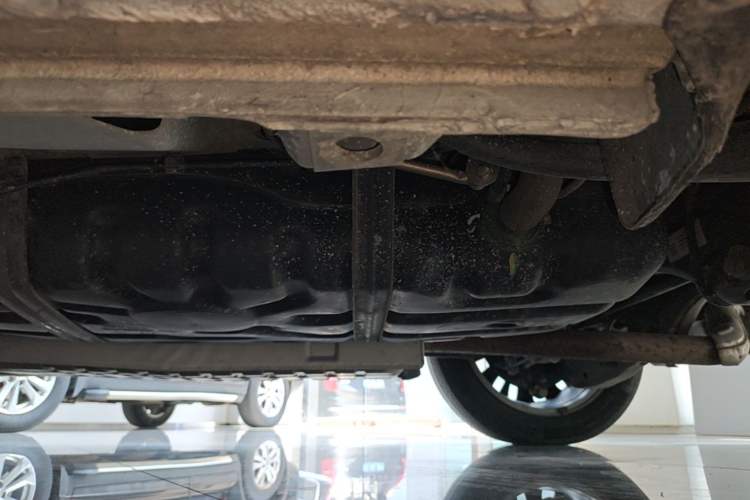 Used Buick GL8 2020 ES Land Cruiser 653T Luxury Model Chassis Rear Left