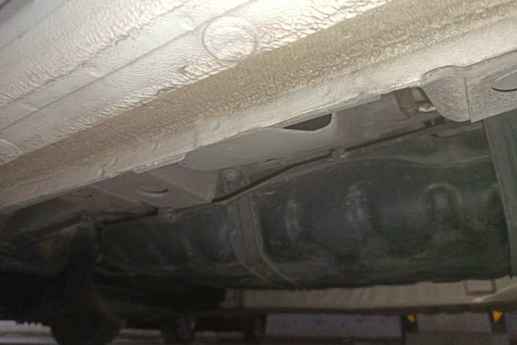 Used Buick GL8 2020 ES Land Cruiser 653T Comfort Edition Chassis Rear Left