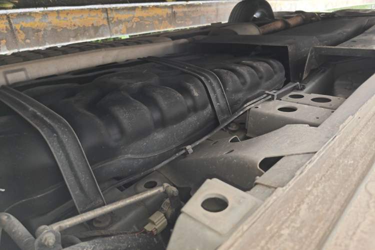 Used Buick GL8 2020 ES Land Cruiser 653T Comfort Edition Chassis Rear Left