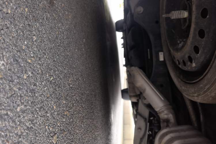 Used Buick GL8 2020 ES Land Cruiser 653T Luxury Edition Chassis Rear