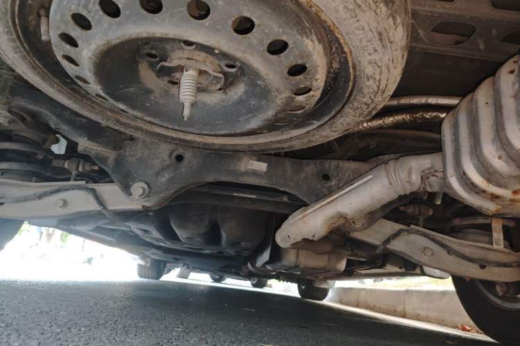Used Buick GL8 2020 ES Land Cruiser 653T Comfort Edition Chassis Rear