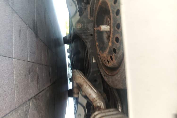 Used Buick GL8 2020 ES Land Cruiser 653T Comfort Edition Chassis Rear
