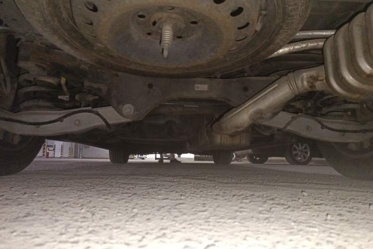 Used Buick GL8 2020 ES Land Cruiser 653T Comfort Edition Chassis Rear