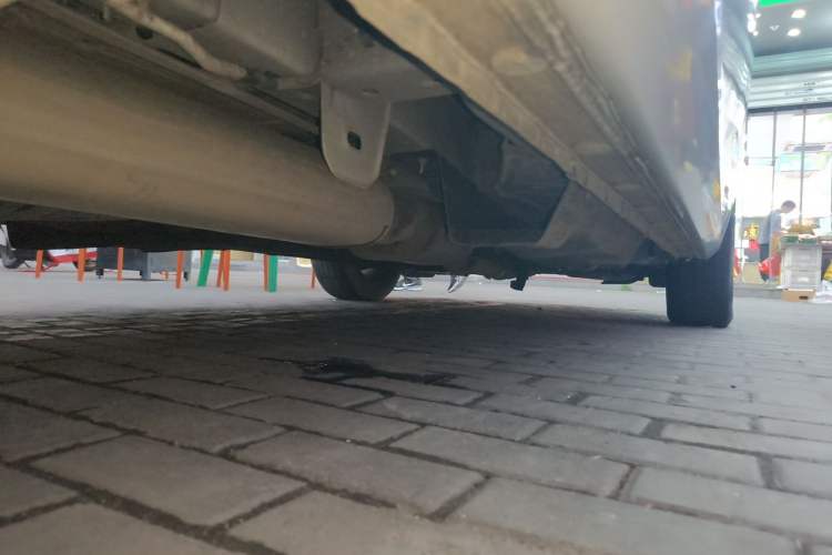 Used Buick GL8 2020 Land Cruiser Executive Class 652T Comfort Model Chassis Rear Right
