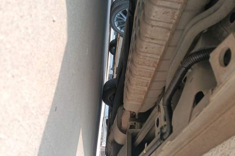 Used Buick GL8 2020 ES Land Cruiser 653T Comfort Edition Chassis Rear Right