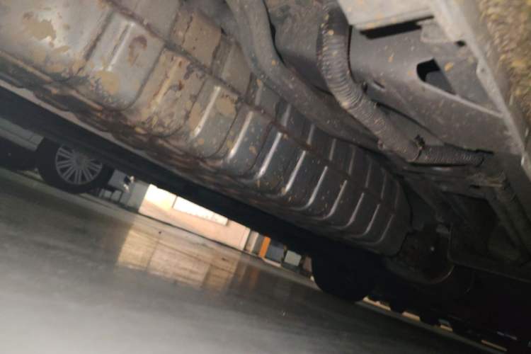 Used Buick GL8 2020 ES Land Cruiser 653T Comfort Edition Chassis Rear Right