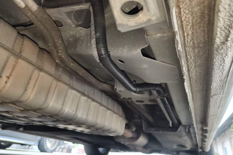 Used Buick GL8 2020 ES Land Cruiser 653T Luxury Edition Chassis Rear Right