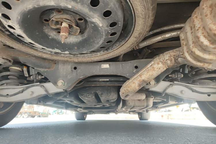 Used Buick GL8 2020 ES Land Cruiser 653T Flagship Model Chassis Rear