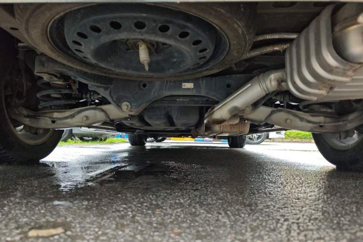Used Buick GL8 2020 ES Land Cruiser 653T Flagship Model Chassis Rear