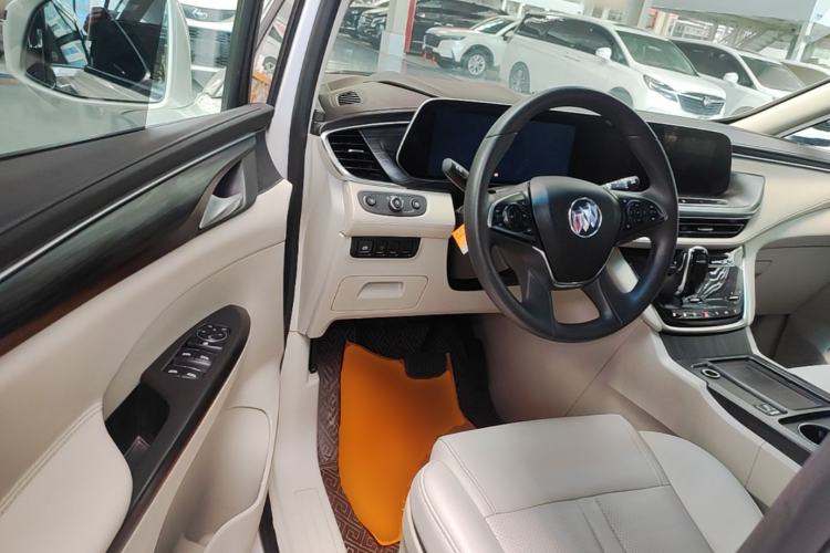 Used Buick GL8 2020 ES Land Cruiser 653T Comfort Edition Driver Seat