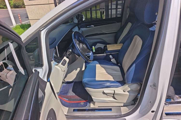 Used Buick GL8 2020 ES Land Cruiser 653T Comfort Edition Driver Seat